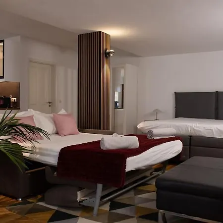 아파트 Luxury Siena In Bachem Bei Koln 프레첸