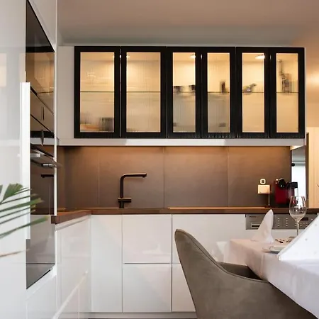 아파트 Luxury Siena In Bachem Bei Koln *