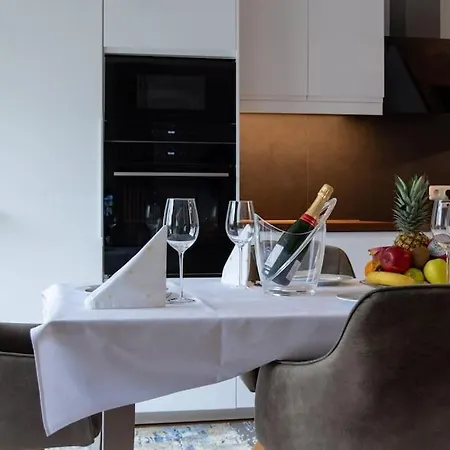 Luxury Siena In Bachem Bei Koln