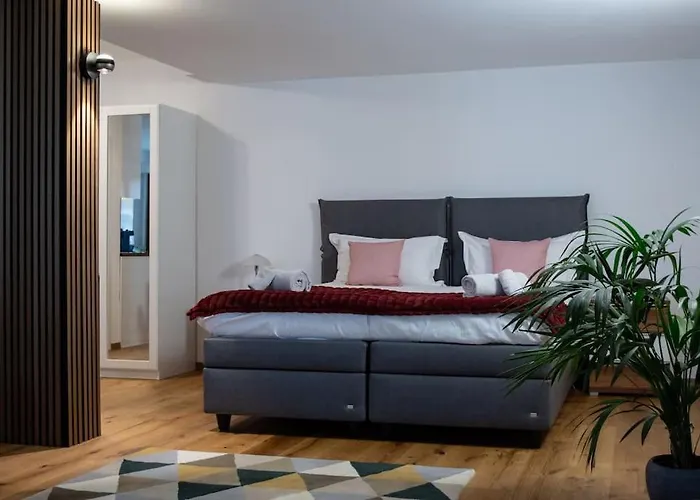 Appartement Luxury Siena In Bachem Bei Koln